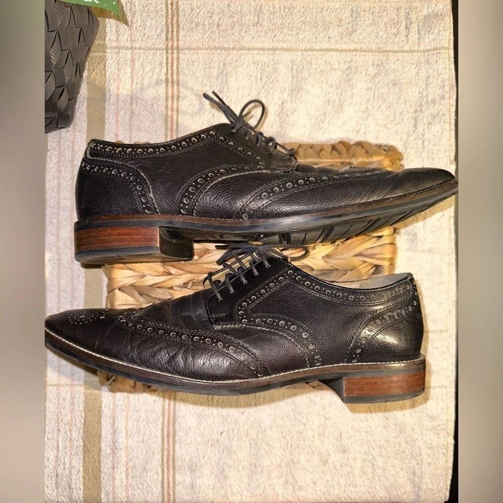Cole Haan Men's Black Grand OS Lennox Hill Wingtip Oxford - Size 9.5 M